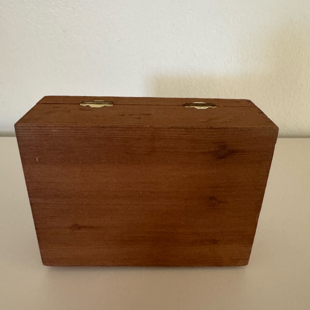 Vintage English Leather Gift Set Wooden Box Made In USA Box Only - Picture 3 of 5